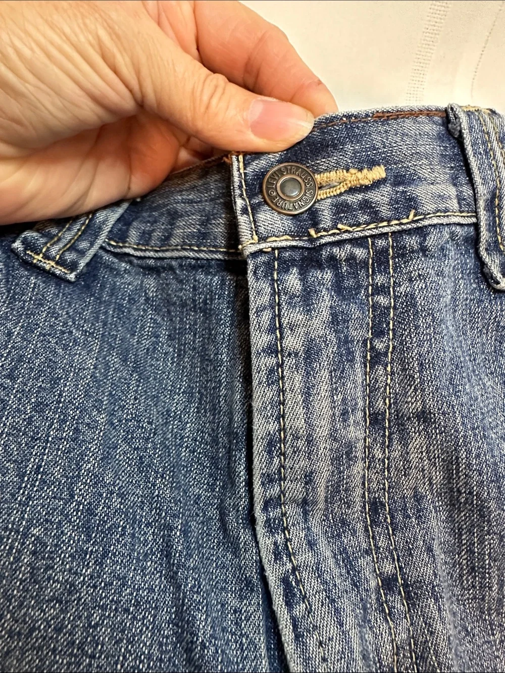 Signature by Levi Strauss Faded Blue Denim Cargo Shorts